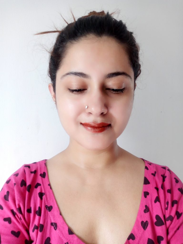 LAKME 9 TO 5 PRIMER + MATTE MR 4 CHERRY CHIC